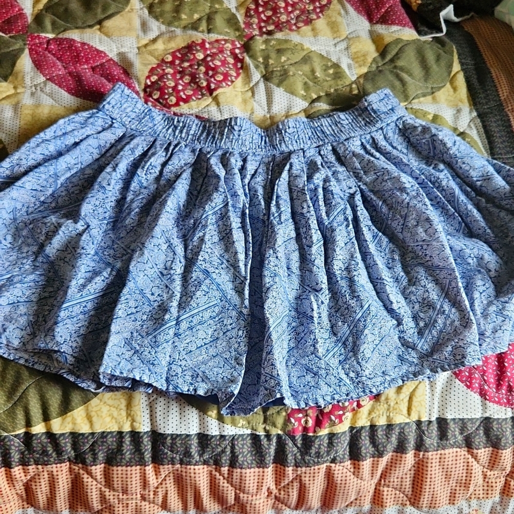 American Eagle pleated skirt
